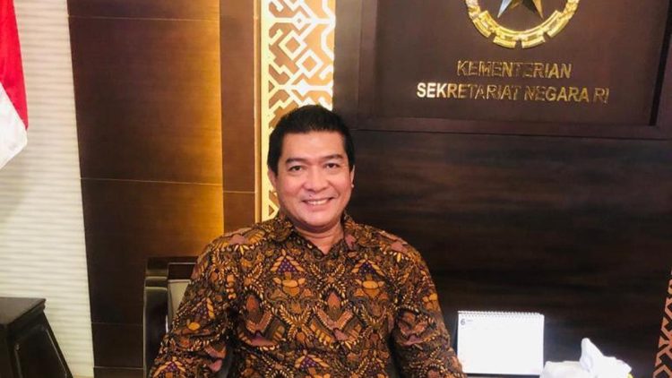 Komjak tentang Silfester Matutina Belum Ditahan: Dampak Negatif Penegakan Hukum di RI