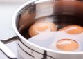 Masak Telur Rebus Matang Sempurna dengan Mudah, Yuk Simak!