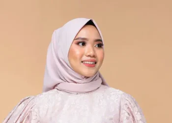 12 Model Gamis Brokat Elegan untuk Semua Bentuk Tubuh yang Membuat Anggun dan Percaya Diri