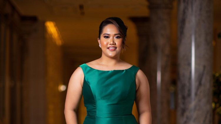 10 Desain Baju Pesta Mermaid Cut Plus Size Terbaru yang Anggun dan Nyaman