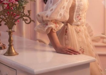 10 Model Lengan Baju Wanita Terpopuler 2025 untuk Tampil Stylish dan Elegan