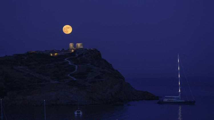 Nama Kota Fiksi Kreatif untuk Rekomendasi Penulis Novel