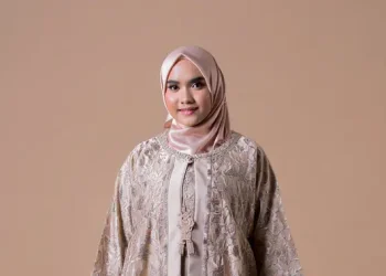Rekomendasi 9 Gamis Abaya Brokat Arab Terbaru untuk Acara Formal dan Semi Formal