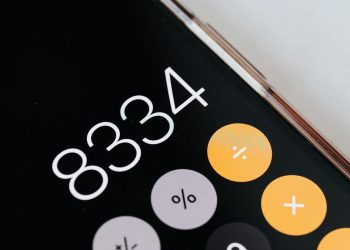 Menghitung Persen di Kalkulator dengan dan Tanpa Tombol Persen, Praktis dan Efisien