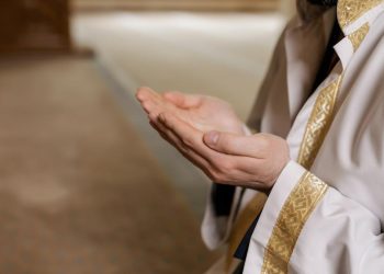 Doa Memohon Kekuatan Lahir dan Batin Arab Latin Beserta Arti dan Waktu Pelaksanaannya