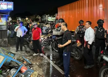 Pedagang di Depok Dianiaya dan Gerobaknya Dirusak Pemuda Diduga Mabuk karena Ditagih Hutang