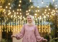 10 Model Gamis Batik Lengan Balon Warna Dusty Pink untuk Acara Keluarga yang Anggun