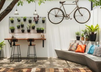 Inspirasi Model Teras Industrial Estetik 2025 dengan Sentuhan Rustik Elegan pada Hunian Modern