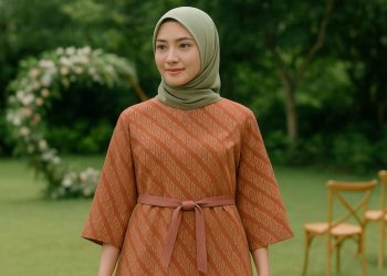10 Desain Batik Kekinian untuk Acara Outdoor di 2025 yang Modis dan Nyaman
