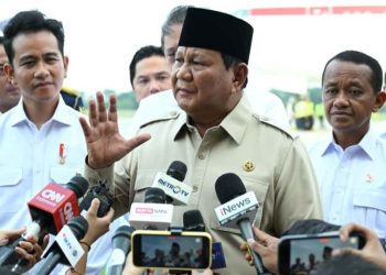 Prabowo Rapat dengan Menteri di Kertanegara, Bahas MBG dan Migas Malam Ini