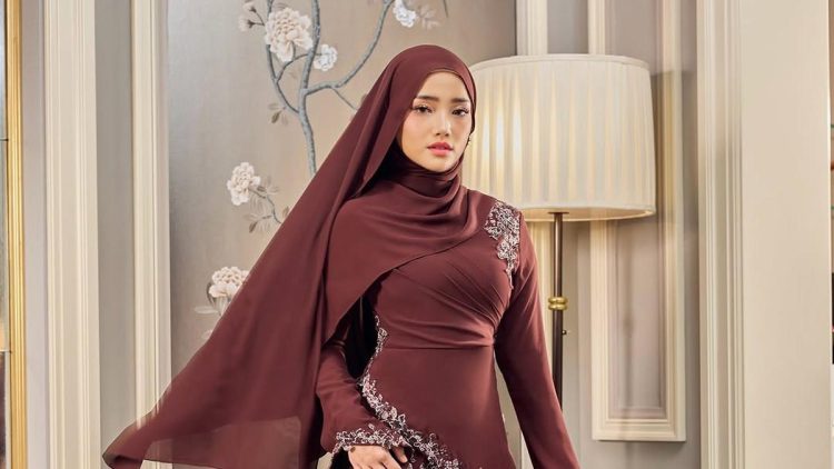 9 Model Baju Kurung Modern Pesta Anggun dan Elegan Terbaru 2025