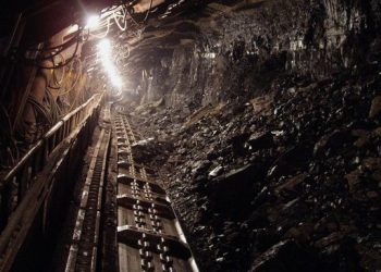 Perusahaan Desak Pekerja Keruk Bumi, 437 Buruh Terkubur Hidup-Hidup