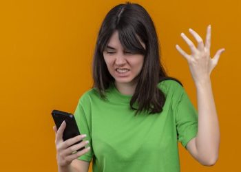 10 Penyebab HP Lambat Meski Penyimpanan Masih Banyak di Android dan Solusinya