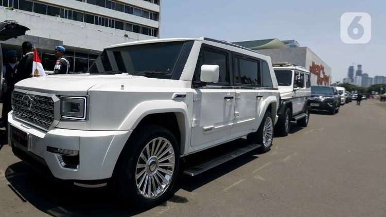 Prabowo Minta Semua Menteri Gunakan Mobil Maung Hanya Saat Libur