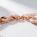 8 Tren Gelang Emas Rose Gold Kombinasi Kristal untuk Gaya Elegan Modern yang Fleksibel