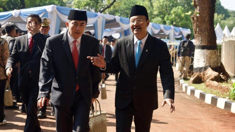 Mensos dan Wamensos Ikuti Upacara Hari Kesaktian Pancasila di Lubang Buaya