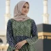 7 Model Gamis Batik untuk Umroh yang Anggun dan Nyaman Digunakan Seharian