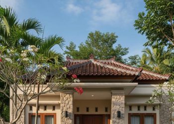 10 Ide Desain Rumah Sederhana Mewah Tanpa Pagar yang Modern dan Hangat