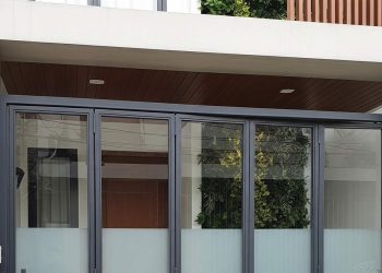 10 Model Pagar Lipat untuk Lahan Sempit Perkotaan yang Praktis dan Stylish 2025