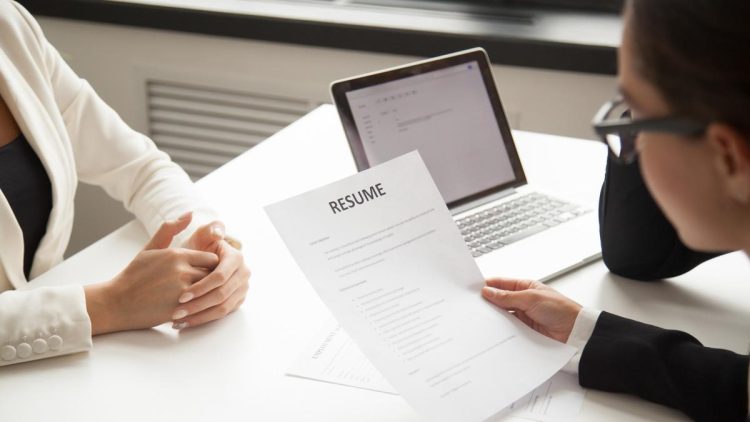 Membalas Email Panggilan Interview secara Profesional dan Efektif untuk Pelamar Kerja