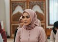 11 Model Gamis Minimalis Elegan untuk Acara Pengajian Tampil Rapi dan Stylish