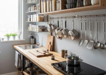 8 Tips Menata Dapur Kecil Tanpa Kitchen Set Tetap Fungsional Rapi dan Hemat Biaya