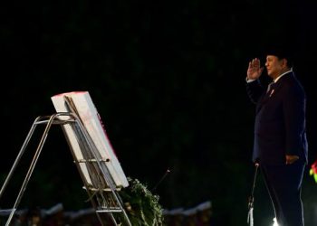 Pimpin Upacara Ziarah Nasional Hari Pahlawan 10 November, Kenang Sejarah Pertempuran Surabaya