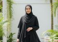 9 Model Abaya Hitam Nyaman dan Elegan untuk Cuaca Panas