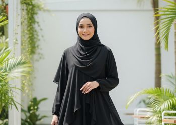 9 Model Abaya Hitam Nyaman dan Elegan untuk Cuaca Panas