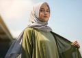 10 Model Gamis Abaya Linen Nyaman untuk Cuaca Panas Tampil Syar’i dan Stylish