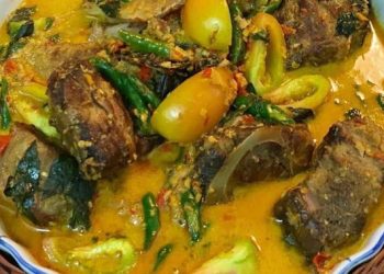 10 Trik Memasak Ikan Mangut Agar Tidak Amis dan Wangi Rempah