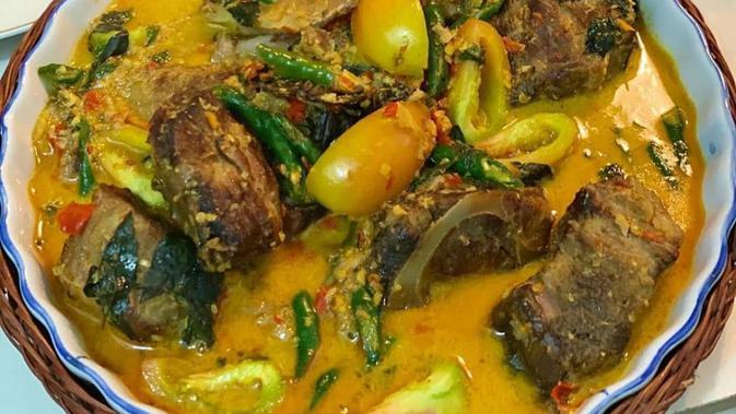 10 Trik Memasak Ikan Mangut Agar Tidak Amis dan Wangi Rempah