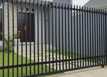 10 Inspirasi Pagar Rumah Anti Maling Berbahan Hollow Galvanis Kuat untuk Hunian Minimalis