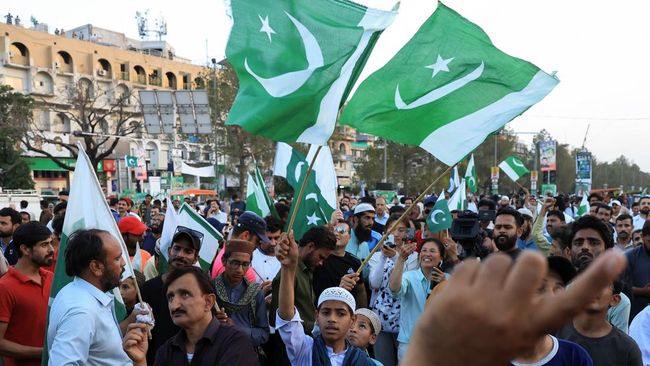 Ribuan Warga Pakistan Mengagumi Presiden RI dan Teriak Tokoh Besar Dunia