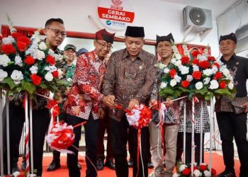Kembangkan Produk Gula dan Kopi, Menkop Apresiasi KKMP Tukangkayu