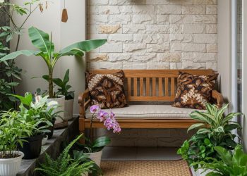 9 Desain Teras Rumah Kecil Bernuansa Alam yang Asri dan Menawan